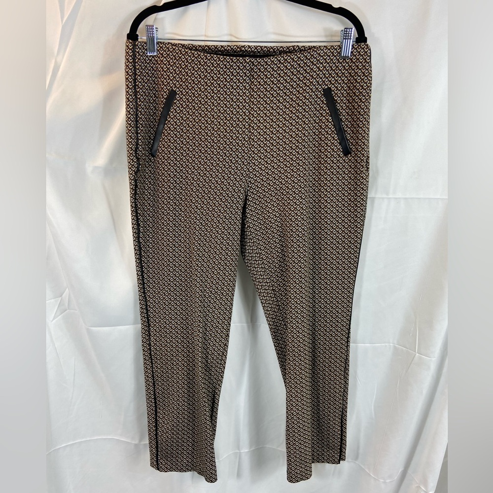 Chico's Tan and Black Patterned Cropped Pants
